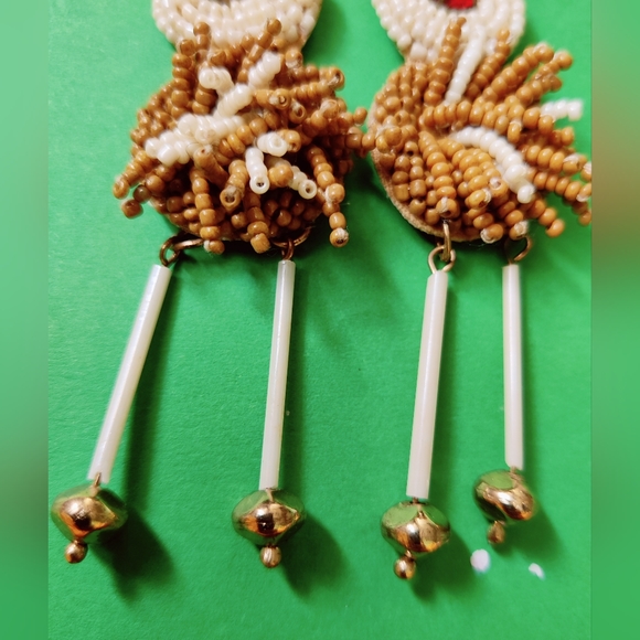 New earring - Picture 3 of 4